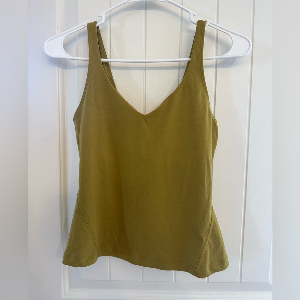 Lululemon tank